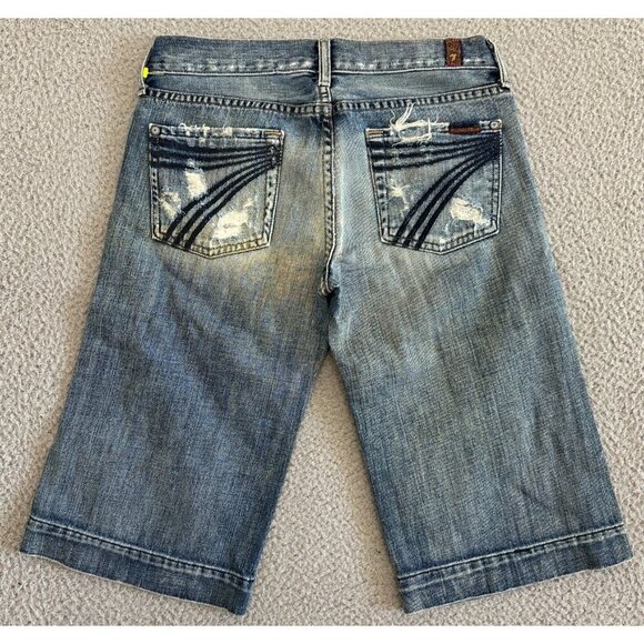 7 For all Mankind DOJO Shorts Sz 26 Distressed Capri Cropped Denim Jeans - Picture 1 of 13